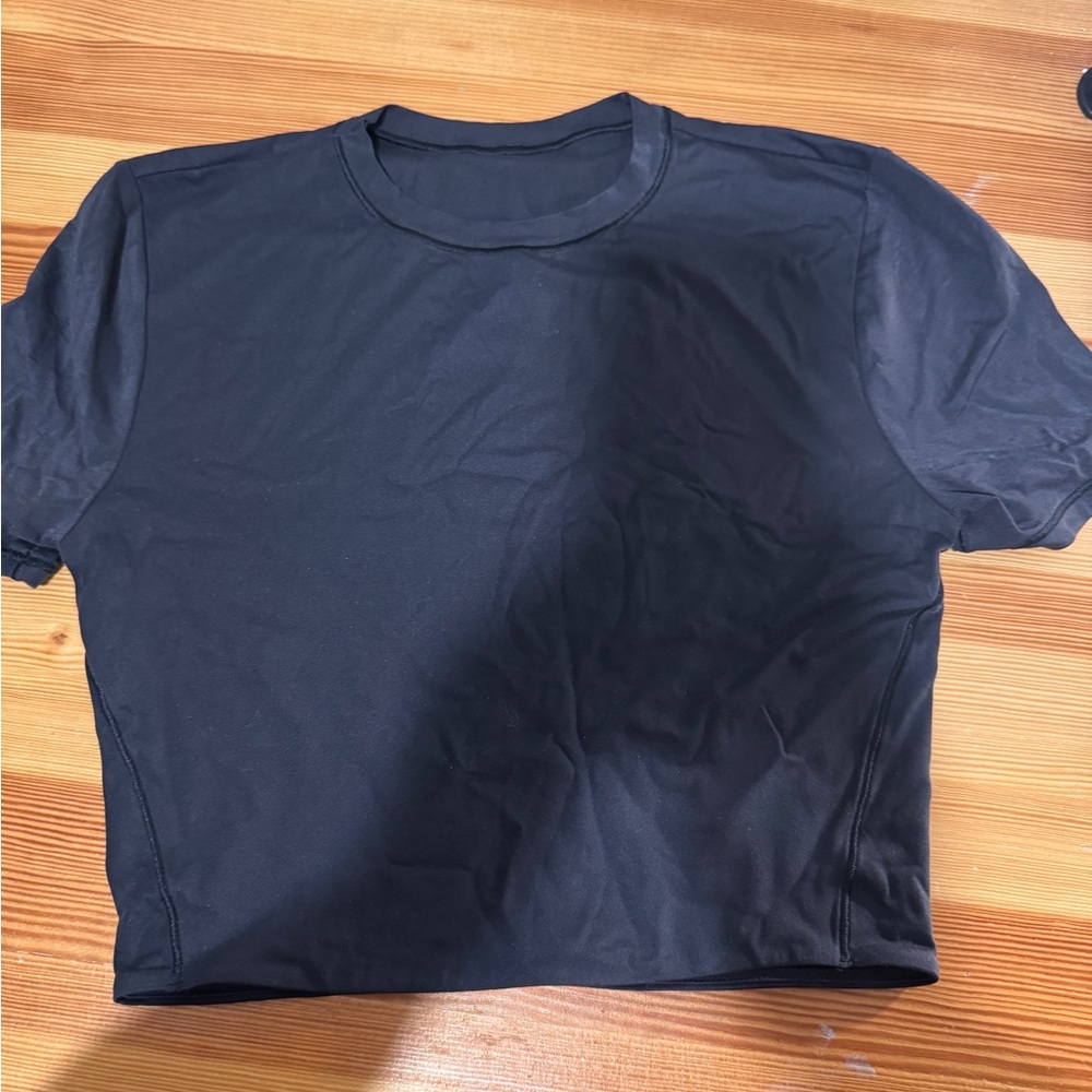 Lululemon wundermost ultra soft nulu crewneck cropped t shirt